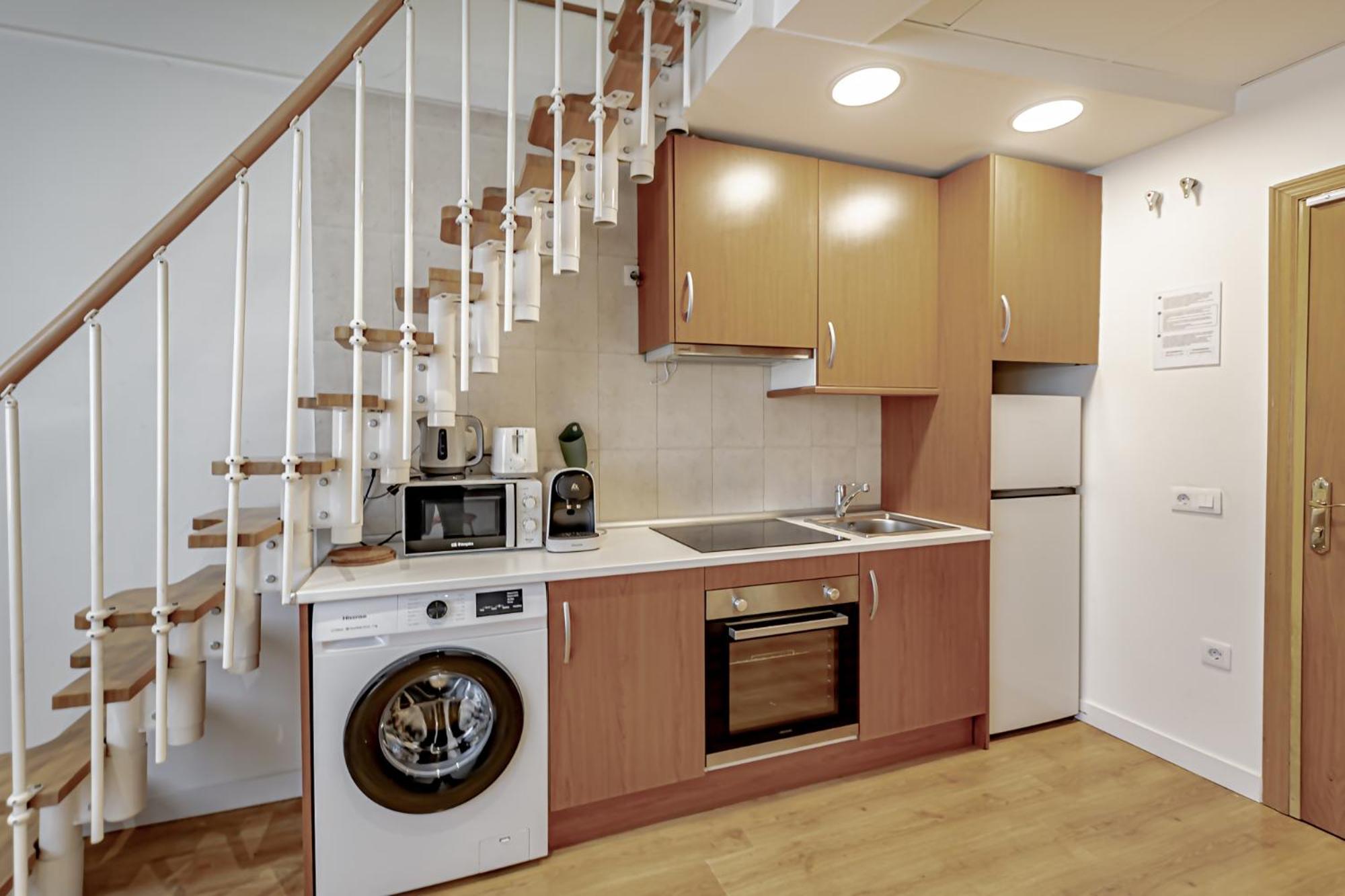 Apartamentos Noviembre Madrid Bagian luar foto