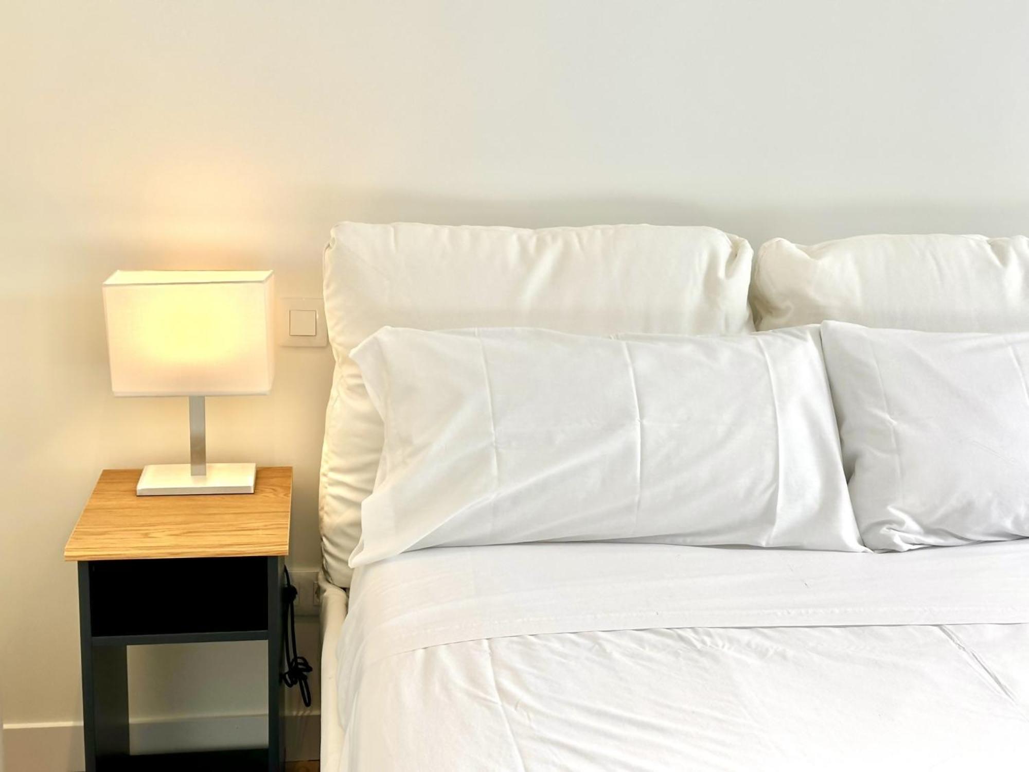 Apartamentos Noviembre Madrid Bagian luar foto